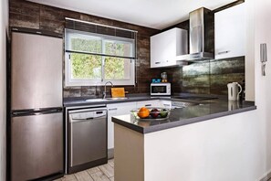 Microwave, dishwasher - Villa Pomera Tres by Villa Plus (Beniarbeig)