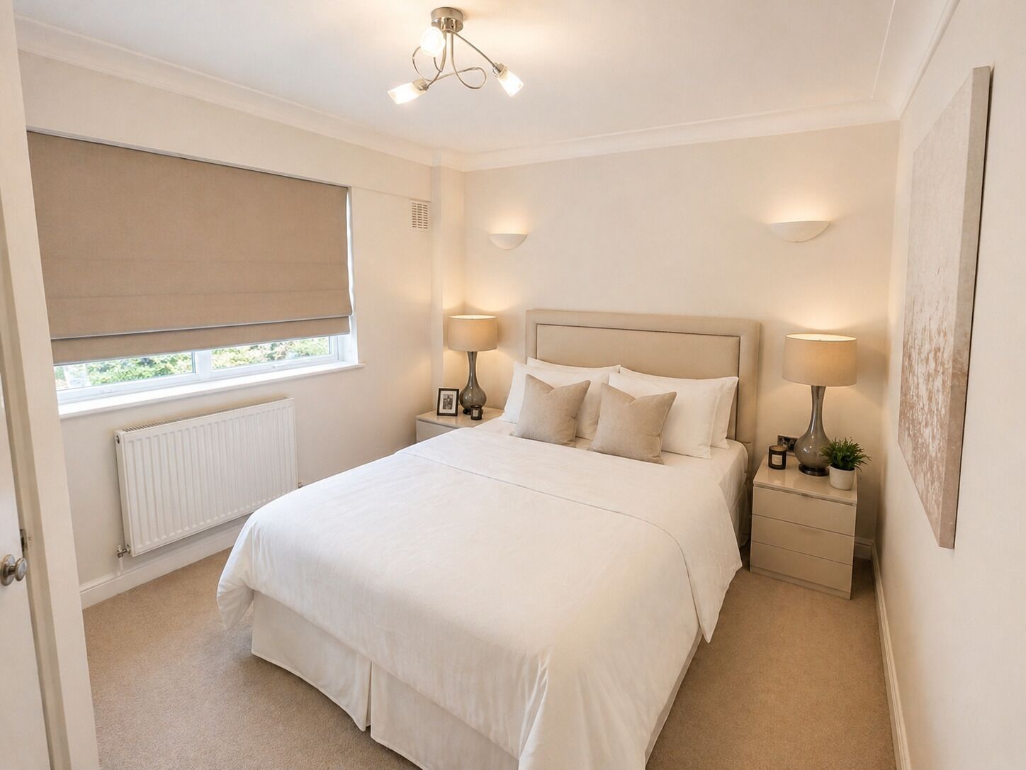 Apartamento Royal, baño privado, vistas al parque | Caja fuerte, escritorio, cortinas opacas y sistema de insonorización