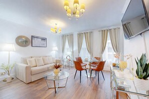 Deluxe-lejlighed - handicapvenligt - privat badeværelse | Lounge
