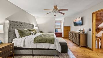 3 間睡房、書桌、熨斗/熨衫板、免費 Wi-Fi