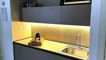 Room, 1 Double Bed, City View | 1 bedroom, minibar, in-room safe, free WiFi