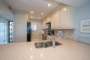 Fridge, microwave, oven, dishwasher - Coastal Inspired 2 Bed/2 Bath Condo (Sarasota)