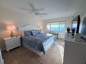 2 室のベッドルーム、アイロン / アイロン台、WiFi、ベッドシーツ