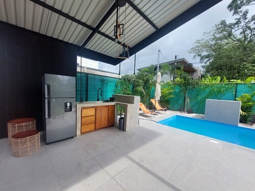 Serenity House in La Fortuna. Ideal for Family and Friends!