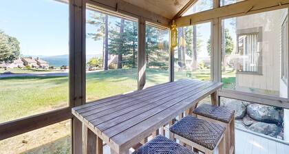 Tranquil lakeside retreat with beach access, pool, firepit, & lovely patio views