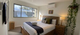 Cosy Work From Home Townhouse 10 Mins From City