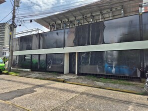 Front of property - Sabana Studios (San José)