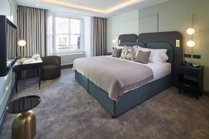 Deluxe Apartment, 2 Bedrooms | In-room safe, blackout drapes, free cribs/infant beds, travel crib