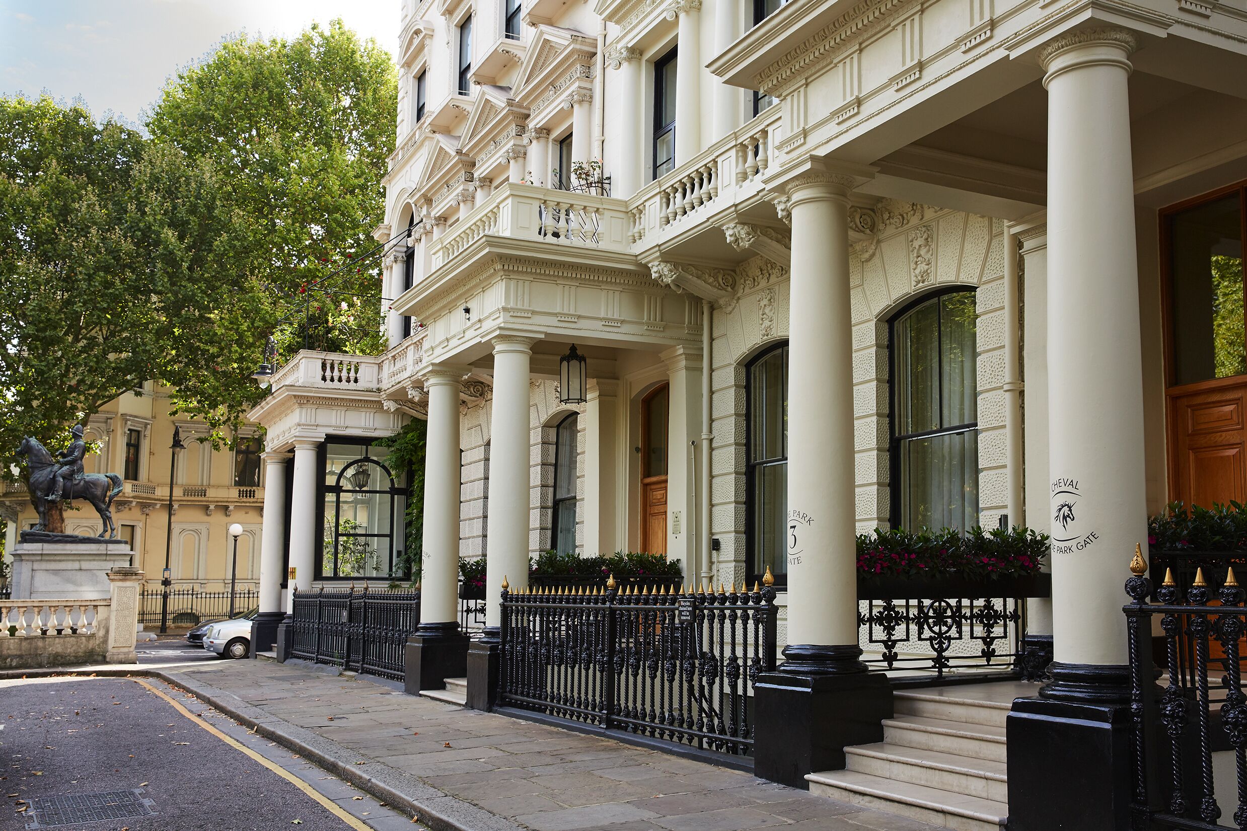 บริเวณภายนอก