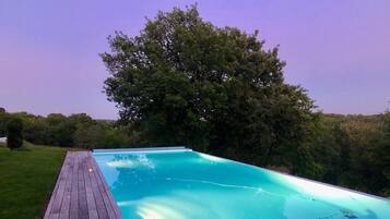 Piscine extérieure, piscine chauffée