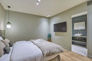 Unclassified image, 4 of 17, button - Superb and new apartment in the Center of Paris (Paris)