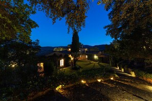 Property grounds - Magical Villa 40 acres w/ Pool, AC - Côte de Provence vineyard - Golfe St Tropez (COGOLIN)