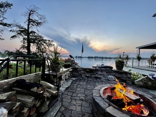 Charming Waterfront House with Detached Cabin