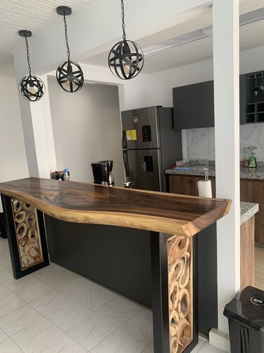 Beautiful house with private pool and BBQ area. Ideal for family and friends.