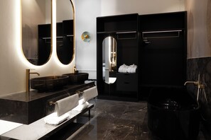 Executive Junior Suite | 1 dormitorio, sábanas de algodón egipcio, ropa de cama de alta calidad