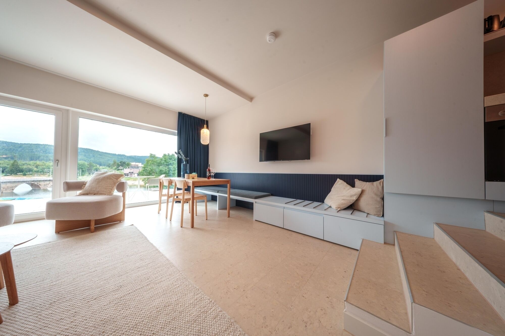 Apartment | Hochwertige Bettwaren, Bügeleisen/Bügelbrett, kostenloses WLAN