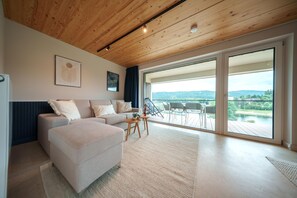 Deluxe-Apartment | 2 Schlafzimmer, hochwertige Bettwaren, Bügeleisen/Bügelbrett