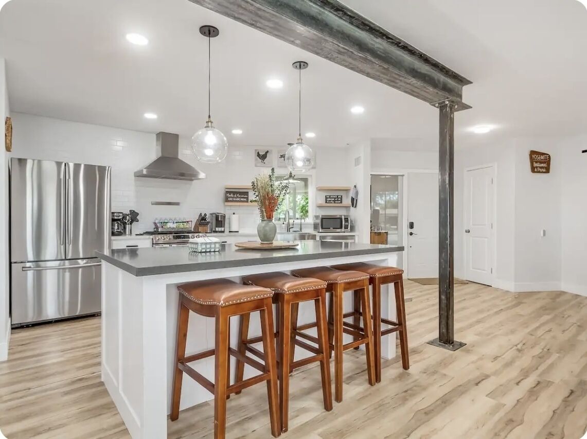 Fridge, oven, cookware/dishes/utensils