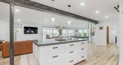 Oasis in â€ïž of Clovis with Pool