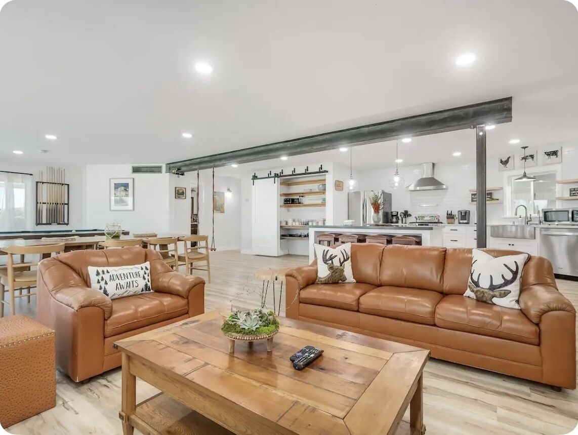 Smart TV, table football