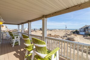 Property grounds - Relax among the dunes and see wild horses from the porch at Shifting Sands! (Carova)