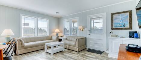 Televisión, reproductor de DVD y estéreo