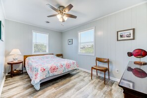 3 bedrooms, internet, bed sheets - Rustic charm Outer Banks vibe at Mt. Retreat in Duck, NC by Sun Realty (Duck)