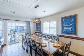 Dining - Ocean and sunrise views from Making Waves in Kill Devil Hills, NC by Sun Realty (Kill Devil Hills)