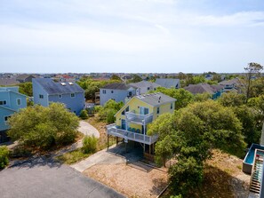 Exterior - Classic Corolla beach house near beaches and shopping (Corolla)