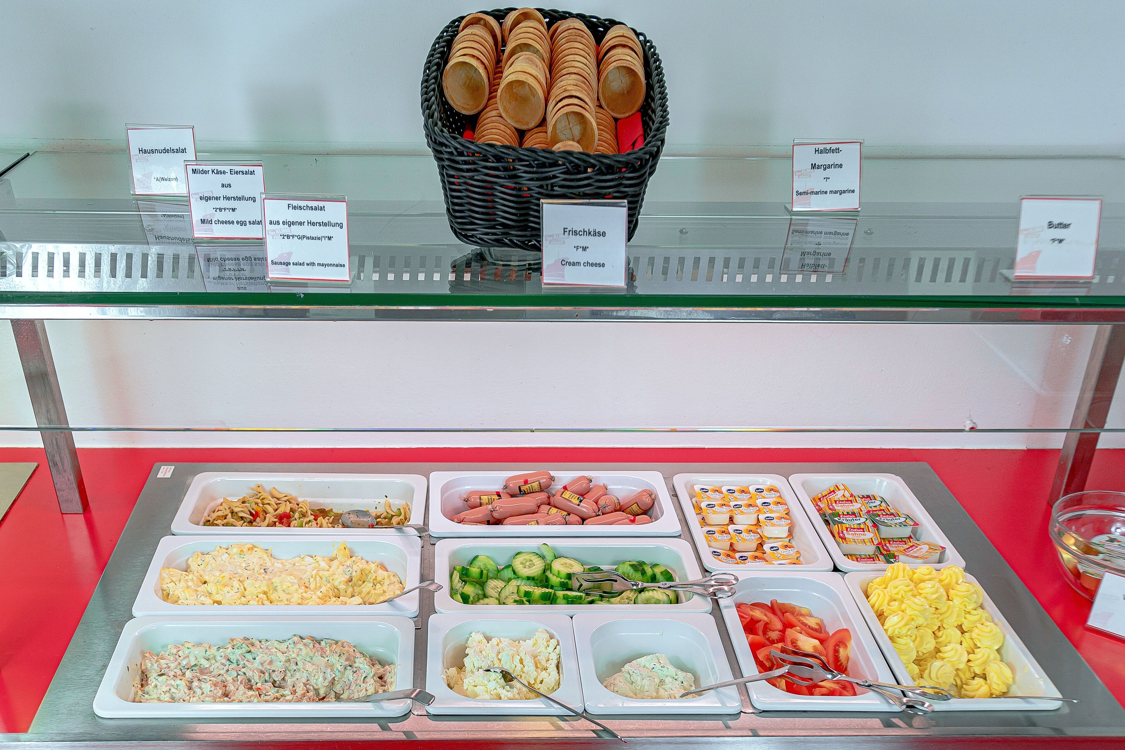 Daily buffet breakfast for a fee