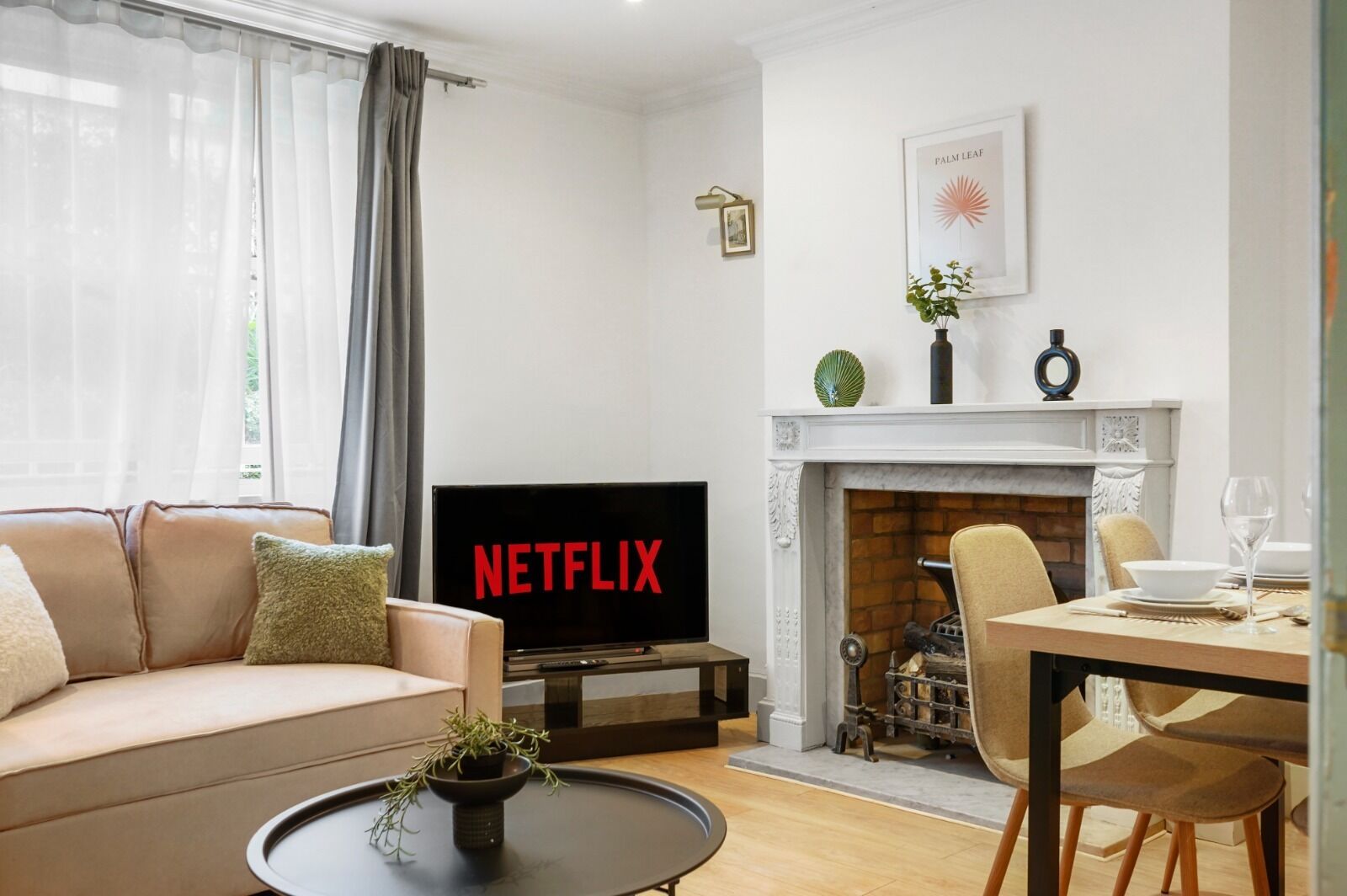 TV connectée, cheminée