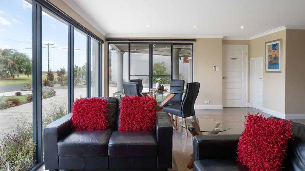 Ocean View Executive Apartment 2 - Busselton