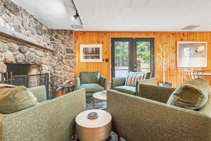 Smart TV, fireplace, video games, ping pong