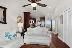 Apartment, Multiple Beds (Baywatch C10) | Living area