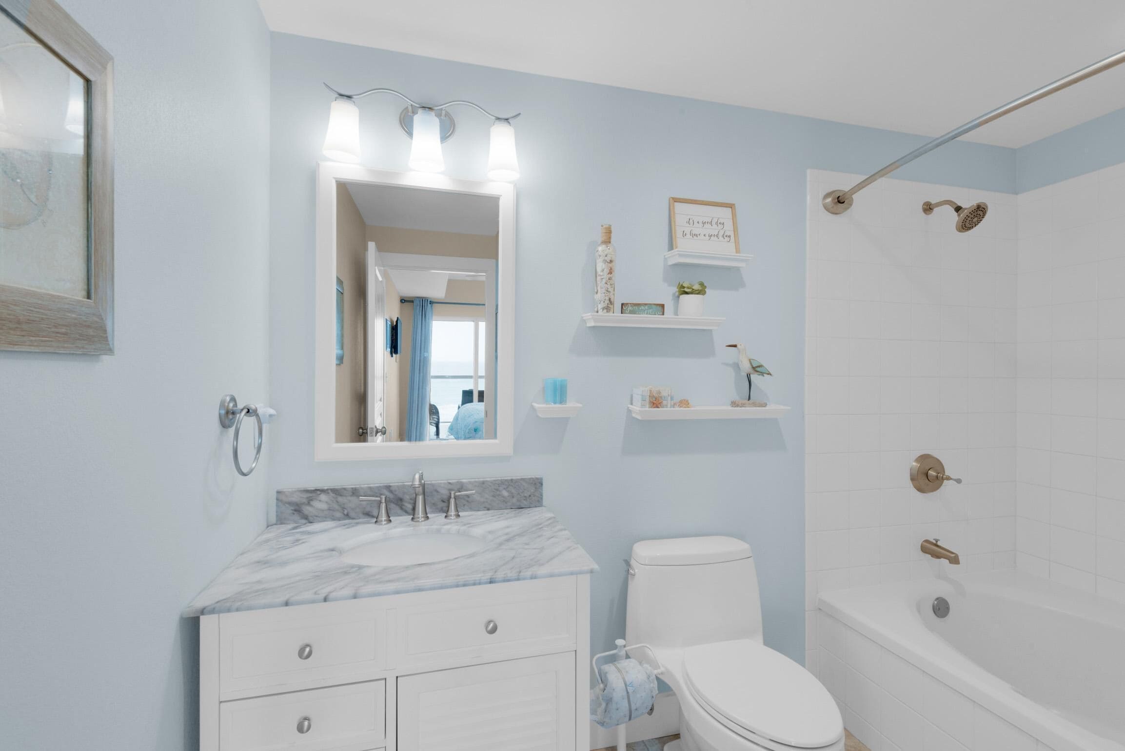 Huoneisto, useita sänkyjä (Emerald Isle unit 406)