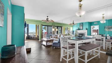 Leilighet, flere senger (Palm Beach Club 4-127 Parrot-dise Pa) | Spiseområde