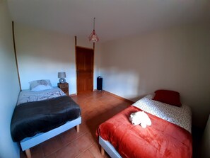 3 bedrooms, iron/ironing board, travel crib, WiFi