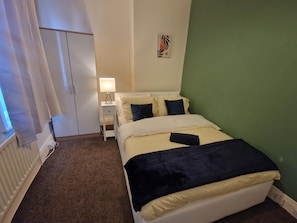 2 Schlafzimmer, Bügeleisen/Bügelbrett, WLAN, Bettwäsche