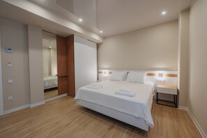 Premium Double Room | Premium bedding, minibar, desk, laptop workspace - Ritsa Resort (Ureki)