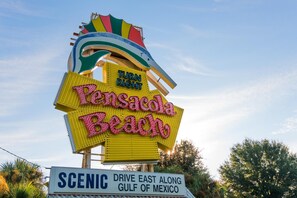 Point of interest - Regency Towers 405 West (Pensacola Beach)