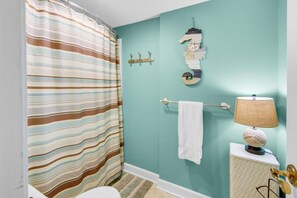 Bathroom - Regency Towers 702 West- Azure Pleasure (Pensacola Beach)