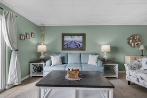 Apartment, 1 King Bed with Sofa bed (Sans Souci unit 305*) | Living area | TV