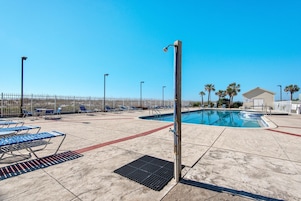 Apartment, 1 King Bed with Sofa bed (Sans Souci unit 401) | Pool | Outdoor pool