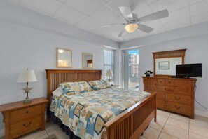 Apartment, 1 King Bed with Sofa bed (Sans Souci unit 401)