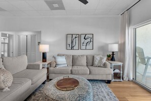 Apartment, Multiple Beds (Sans Souci unit 203 - Oceans Edge) | Living area