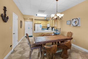 Apartment, Multiple Beds (Sans Souci unit 706) | Dining - Sans Souci Unit 706 (Pensacola Beach)