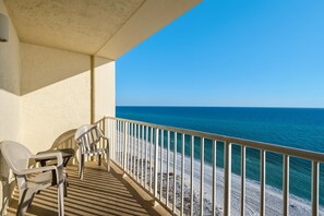 Apartment, Multiple Beds (Sans Souci unit 706) | Property grounds
