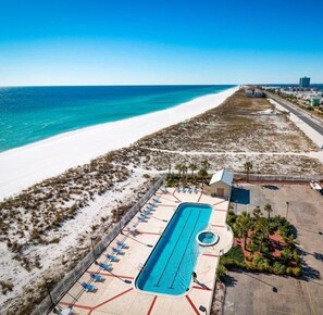 Apartment, Multiple Beds (Sans Souci unit 601)