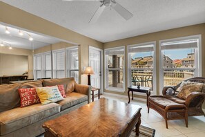 Living area - Labahia 128 (Pensacola Beach)