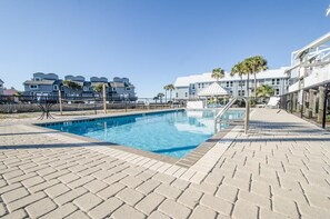 Unclassified image, 5 of 50, button - Labahia 128 (Pensacola Beach)